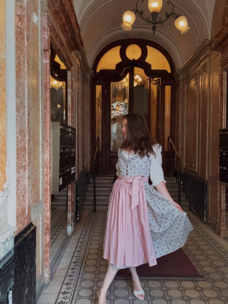 Magdalena Auer wien Lena Hoschek
