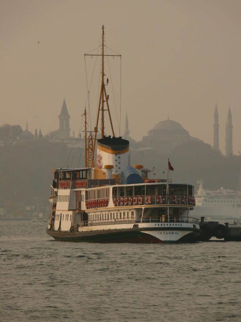 Fähre über den Bosporus